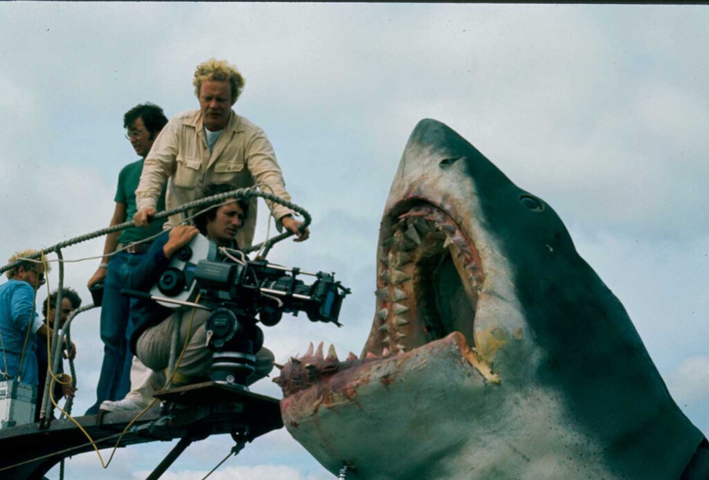 06 Jaws 1098 2074 02907 0