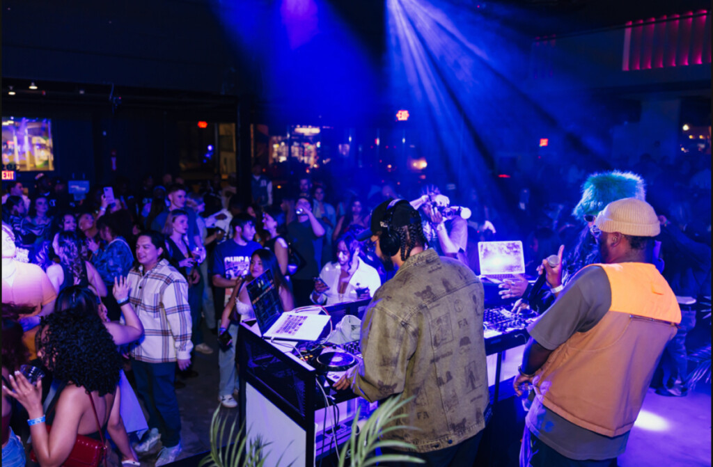 Our Pickswarehouse On Broadway Photo By Maggie Gulling